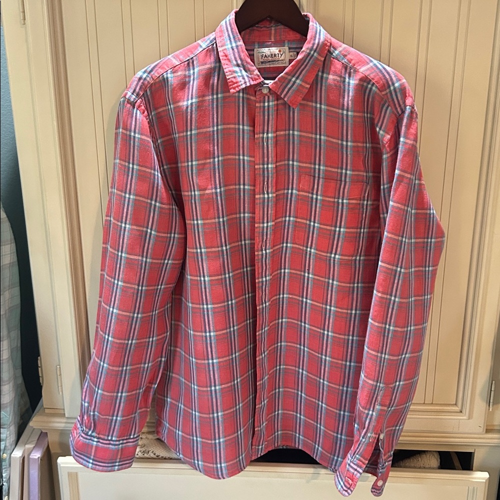 Mens Faherty Laguna “coral seas” button down top